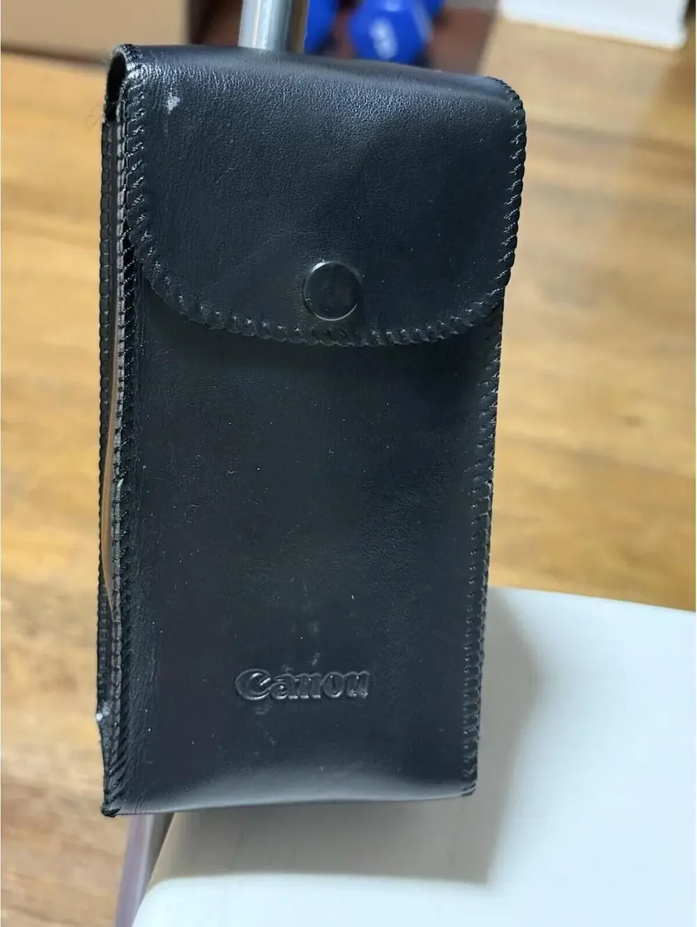 CANON SPEEDLITE 199A CAMERA FLASH - WITH LEATHER CASE